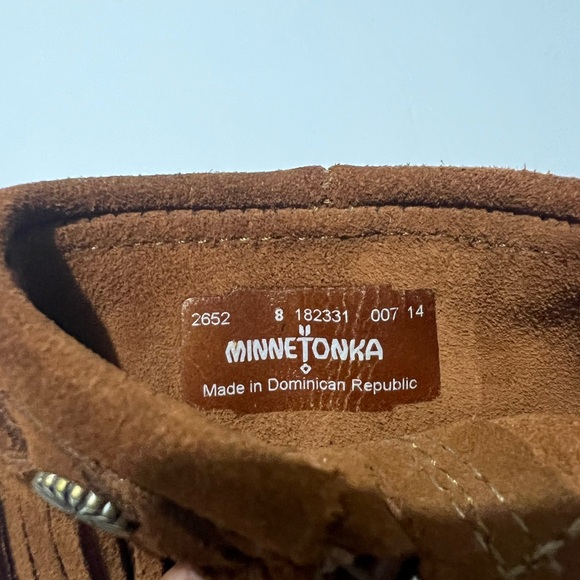 Minnetonka Tan Suede Moccasins Toddler Shoes Boho Size 8 Western - Picture 5 of 5
